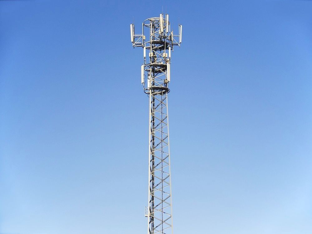 Planes de celulares no pagarán IVA durante cuatro meses