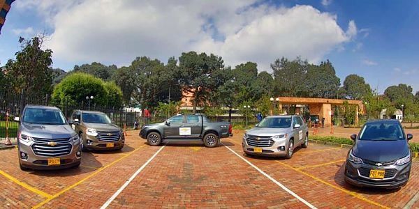Cundinamarca recibe cinco vehículos  para realizar actividades relacionadas con COVID-19