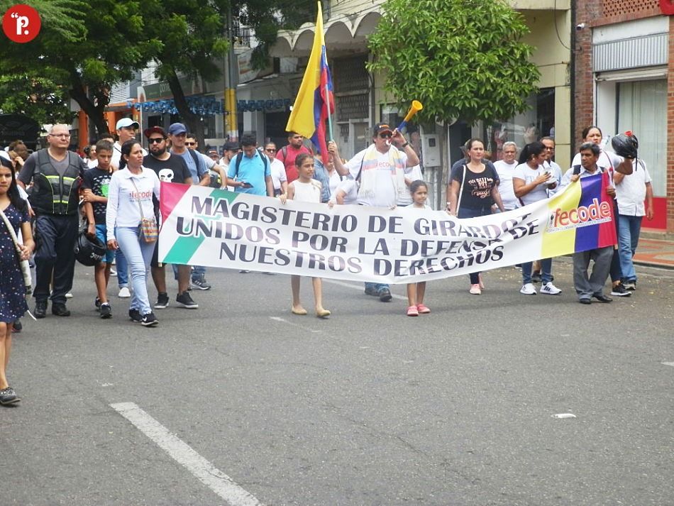 Maestros de Cundinamarca se unen a la protesta convocada por Fecode hoy jueves