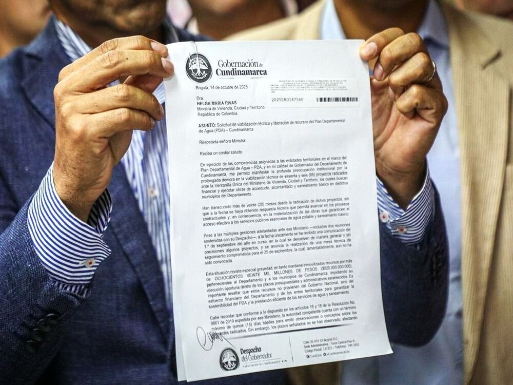 En Cundinamarca alcaldes y gobernador exigen a MinVivienda liberar $820 000 millones para proyectos de aguas y saneamiento