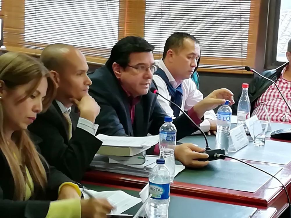 Veedor solicita investigar a funcionarios y contratistas de la Alcaldía de Girardot y Gobernación de Cundinamarca por presunta participación en política a favor de Diego Escobar Guinea