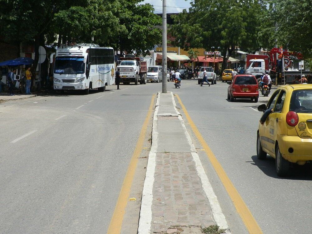Acuagyr inicia trabajos en el sector en donde se construirá la glorieta de El Algarrobo