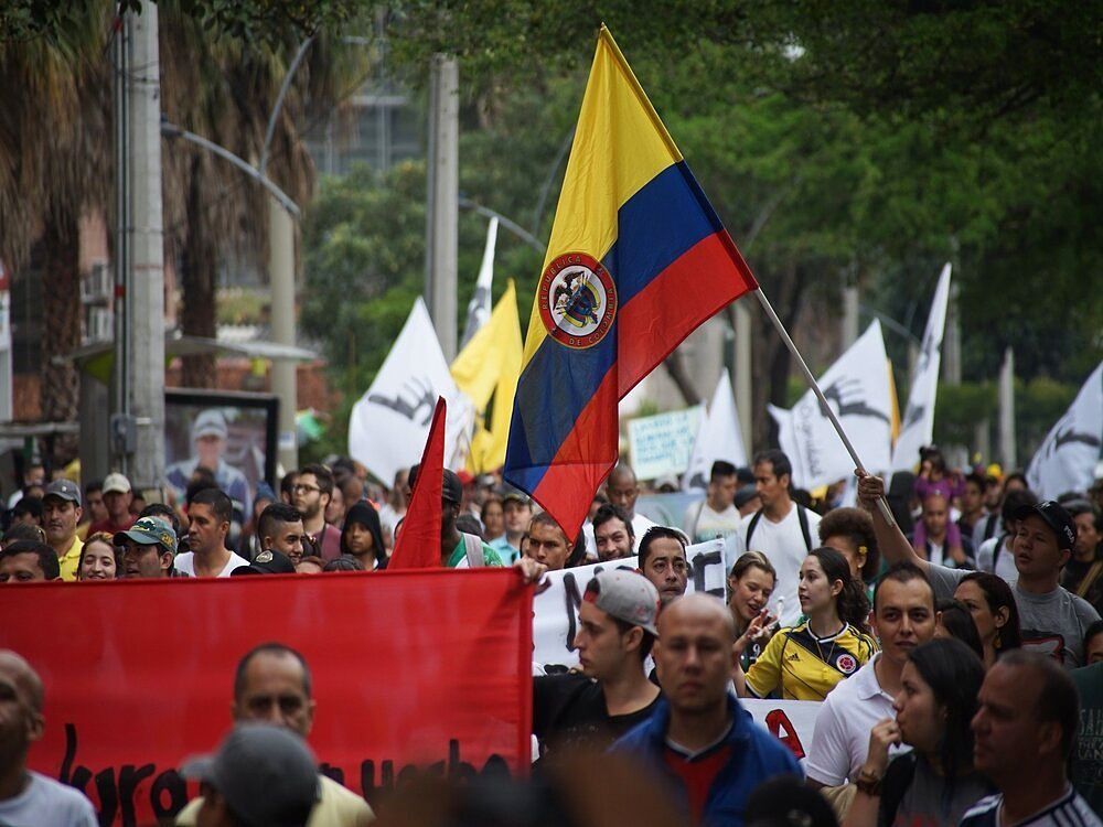 Girardot marcha hacia el paro del 21 de noviembre