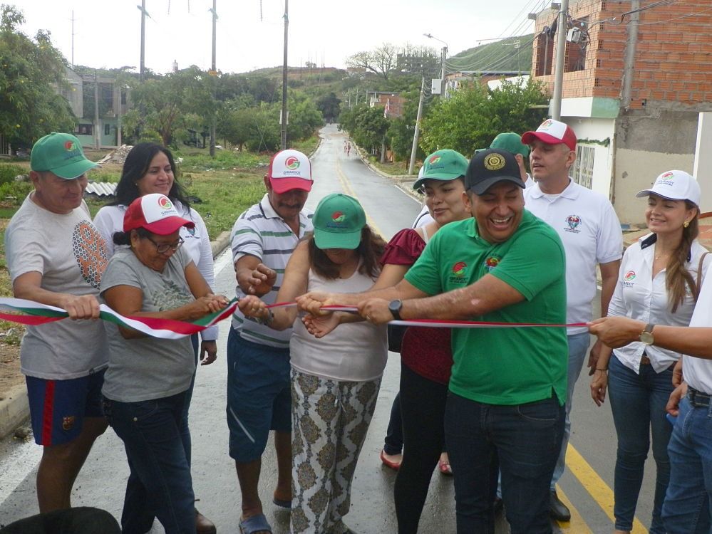 Alcalde de Girardot presenta a la comunidad parte de las obras que desarrolló en su administración